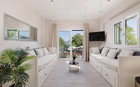 Corfu Town Luxury Studio -C